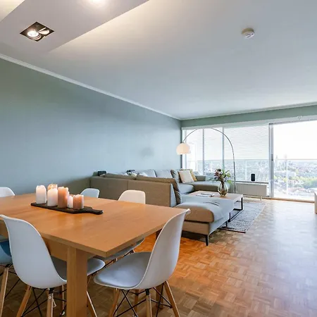 Huswell - Bright With View And Terrace *