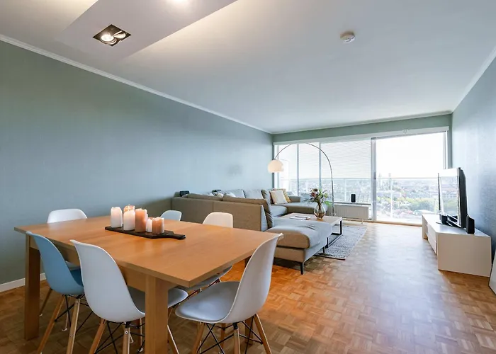 Huswell - Bright With View And Terrace *