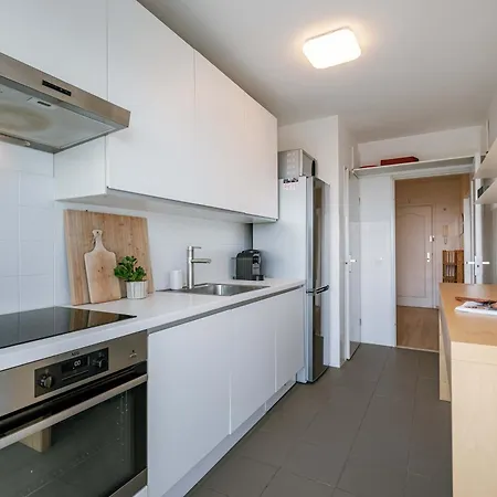 Huswell - Bright With View And Terrace Gent