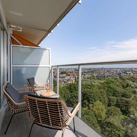 Huswell - Bright With View And Terrace Daire *